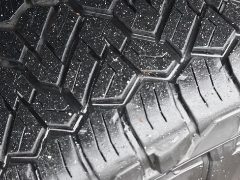 Used 2024 Toyota Tacoma SR image 11