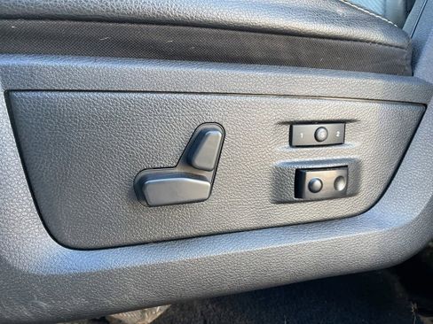 Used 2018 RAM 1500 Laramie w/ Convenience Group image 13