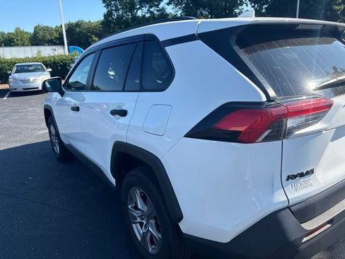 Used 2023 Toyota RAV4 XLE FWD image 9