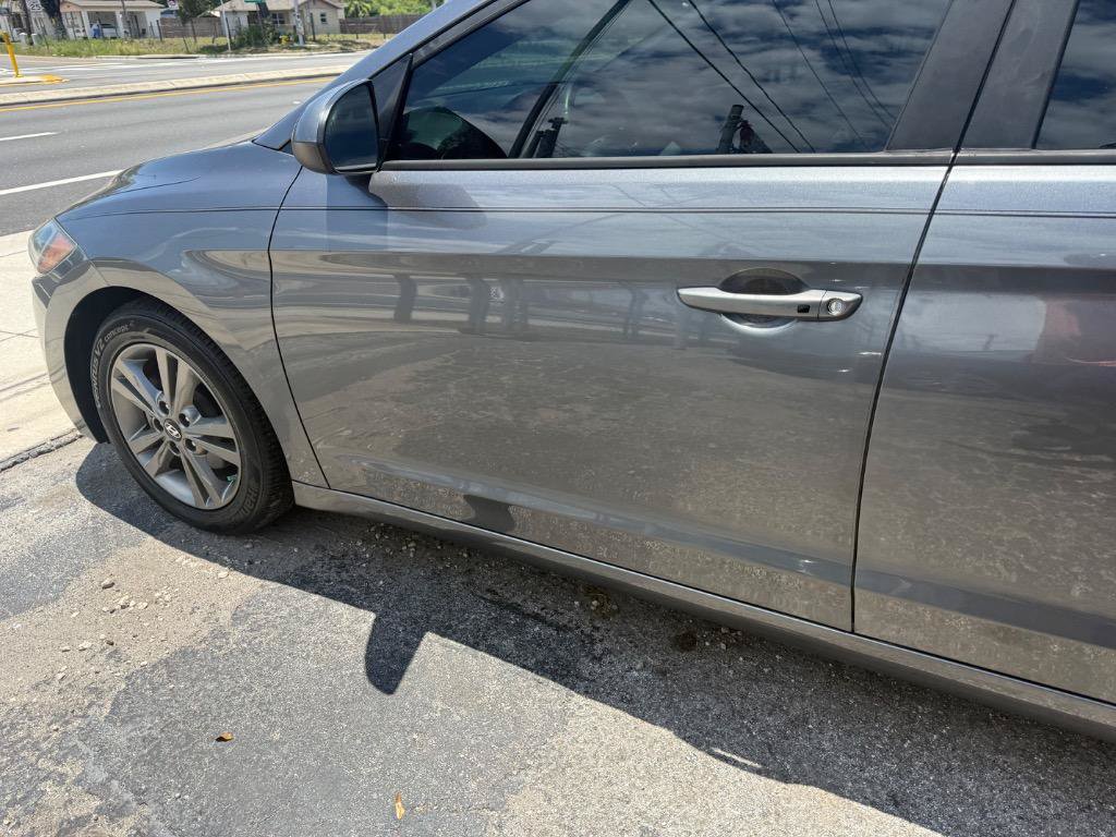 Used 2018 Hyundai Elantra Value Edition w/ Cargo Package FWD image 4