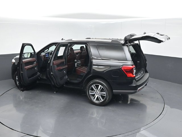 Used 2023 Ford Expedition Limited AWD/4WD image 61