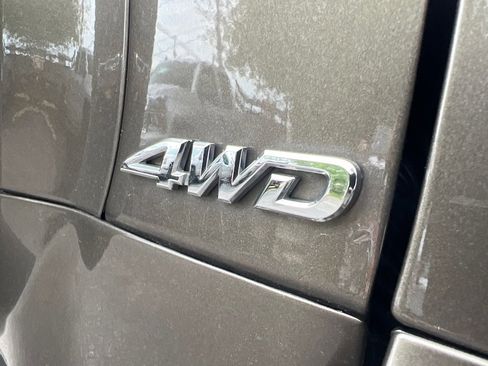 Used 2010 Toyota RAV4 Limited image 39