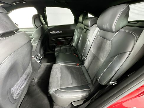 Used 2022 Genesis GV70 3.5T Sport w/ Sport Prestige Package AWD/4WD image 26