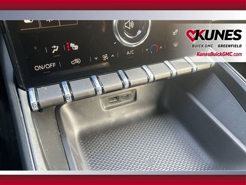 New 2026 GMC Terrain Elevation w/ LPO, Floor Liner Package image 23