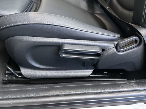 Certified 2024 MINI Cooper SE image 14