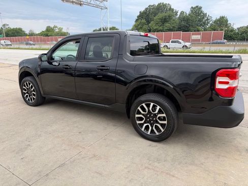 Used 2022 Ford Maverick Lariat FWD image 9