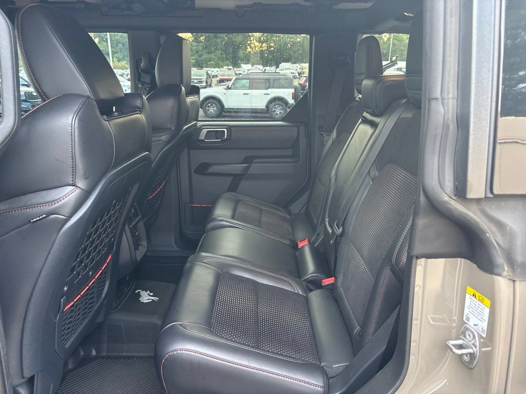 Used 2025 Ford Bronco Raptor AWD/4WD image 8