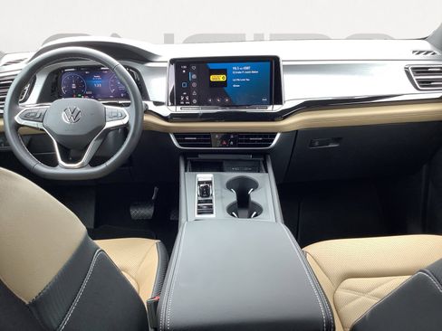 New 2026 Volkswagen Atlas Cross Sport SE FWD image 14