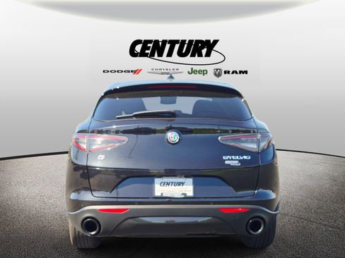 Used 2024 Alfa Romeo Stelvio Sprint AWD/4WD image 5