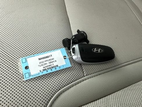 Used 2022 Hyundai Tucson Limited AWD/4WD image 33