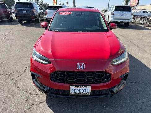 Used 2023 Honda HR-V EX-L image 2