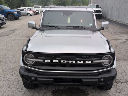 Used 2024 Ford Bronco Outer Banks AWD/4WD image 23