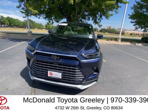 Used 2025 Toyota Grand Highlander AWD Hybrid image 2