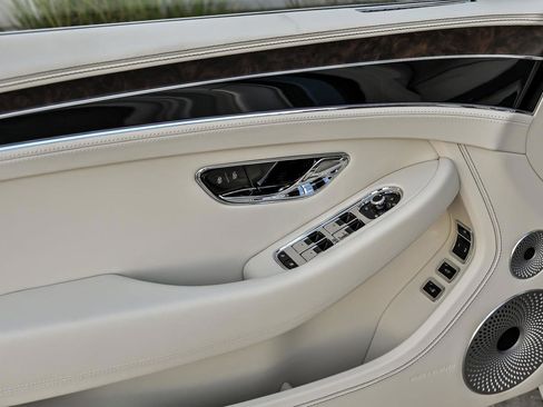 New 2026 Bentley Continental GTC image 24