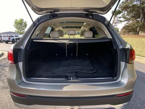 Used 2021 Mercedes-Benz GLC 300 image 6