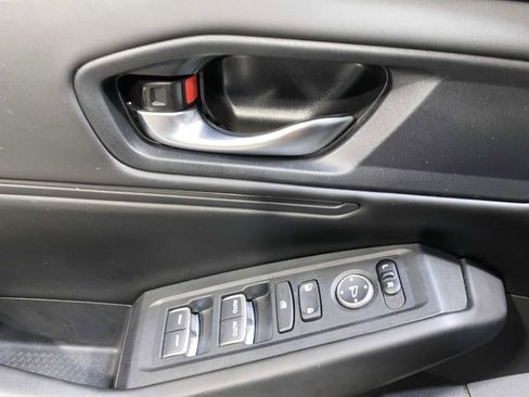 Used 2023 Honda Accord EX image 23