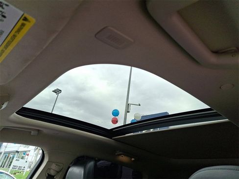 Used 2022 Lincoln Nautilus Reserve w/ Monochromatic Package image 15