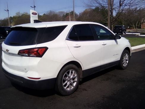 Used 2024 Chevrolet Equinox LT image 4