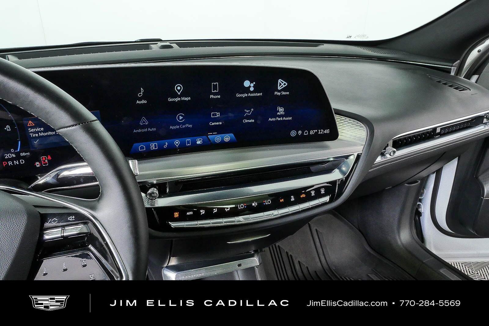 Used 2024 Cadillac Lyriq Luxury AWD/4WD image 12