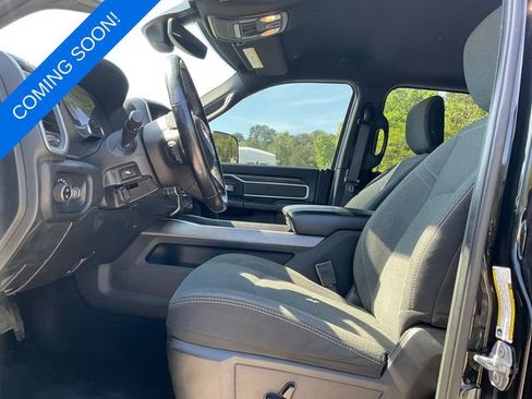Used 2020 RAM 2500 Big Horn w/ Level 2 Equipment Group AWD/4WD image 3