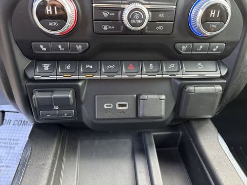 Used 2021 GMC Sierra 2500 Denali w/ Denali Ultimate Package image 37