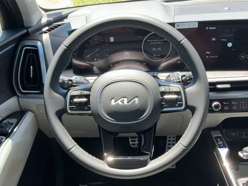 New 2025 Kia Sorento SX AWD/4WD image 21