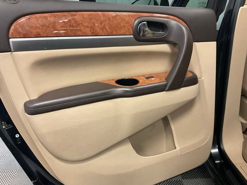 Used 2012 Buick Enclave Leather AWD/4WD image 27