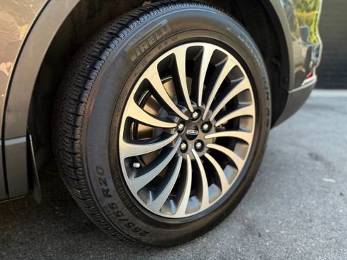 Used 2020 Lincoln Aviator Reserve w/ Equipment Group 201A image 41