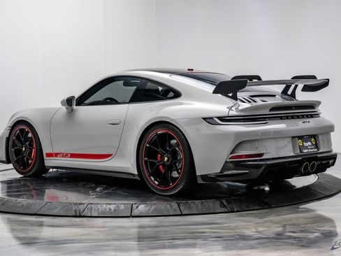 Used 2022 Porsche 911 GT3 RWD image 11