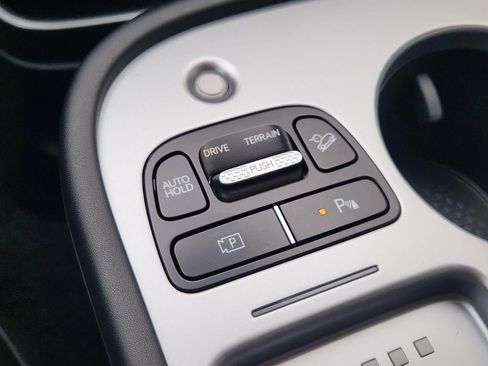 New 2026 Hyundai Ioniq 9 Calligraphy image 18