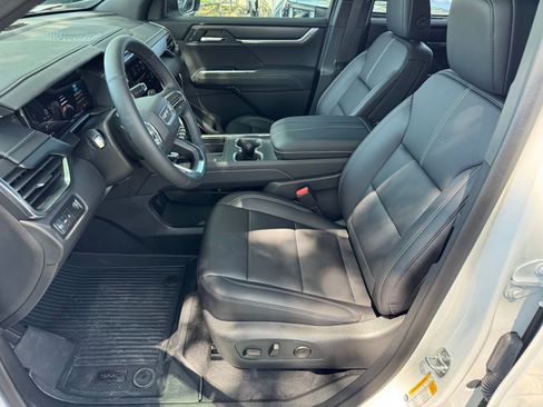 New 2026 GMC Acadia Elevation FWD image 8