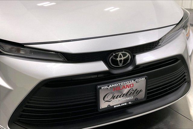 Used 2024 Toyota Corolla LE FWD image 29