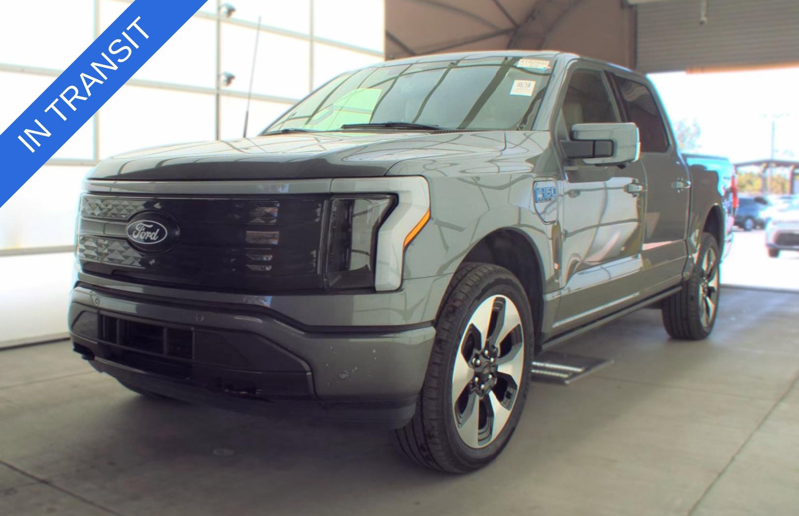 Used 2025 Ford F150 Lightning Platinum AWD/4WD image 1