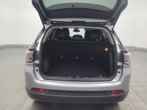 Used 2022 Jeep Compass Latitude w/ Sun and Sound Group AWD/4WD image 29