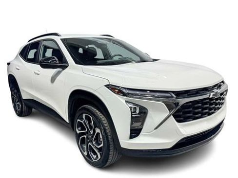 Used 2025 Chevrolet Trax LT w/ Driver Confidence Package image 7