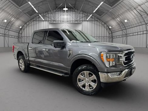 Used 2022 Ford F150 XLT w/ Equipment Group 302A High AWD/4WD image 8