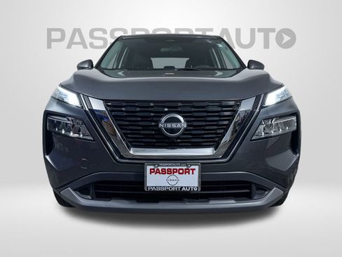 Certified 2023 Nissan Rogue SV image 3