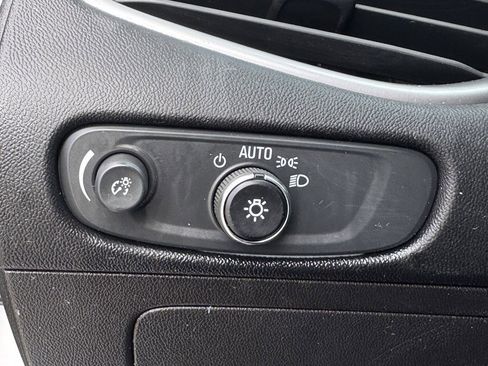 Used 2021 Chevrolet Malibu LS image 20