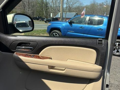 Used 2007 Chevrolet Avalanche LT image 23