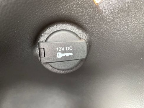Used 2022 Jeep Compass Limited AWD/4WD image 17