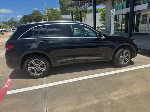 Certified 2020 Mercedes-Benz GLC 300 image 1