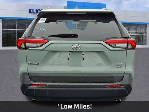 Used 2021 Toyota RAV4 XLE image 7