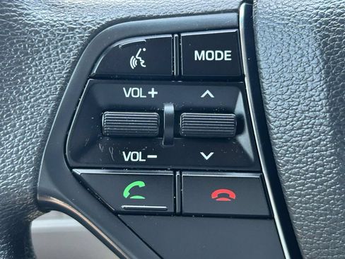 Used 2017 Hyundai Sonata SE FWD image 19