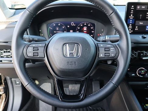 Certified 2025 Honda Accord EX-L image 28