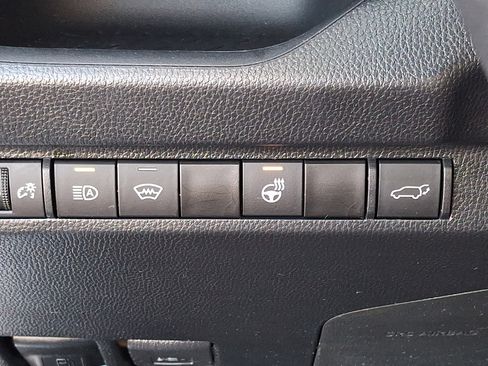 Used 2023 Toyota RAV4 XLE w/ Convenience Package AWD/4WD image 27