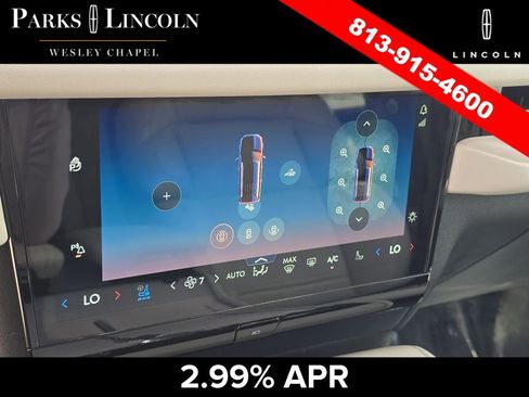 Certified 2025 Lincoln Navigator Reserve AWD/4WD image 28