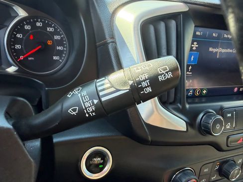 Used 2020 GMC Terrain SLT AWD/4WD image 15