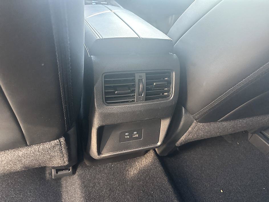 Certified 2023 Nissan Rogue SV w/ SV Premium B Package FWD image 18