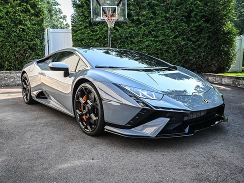Used 2024 Lamborghini Huracan Tecnica RWD image 5