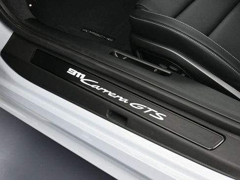 New 2026 Porsche 911 Carrera GTS image 16